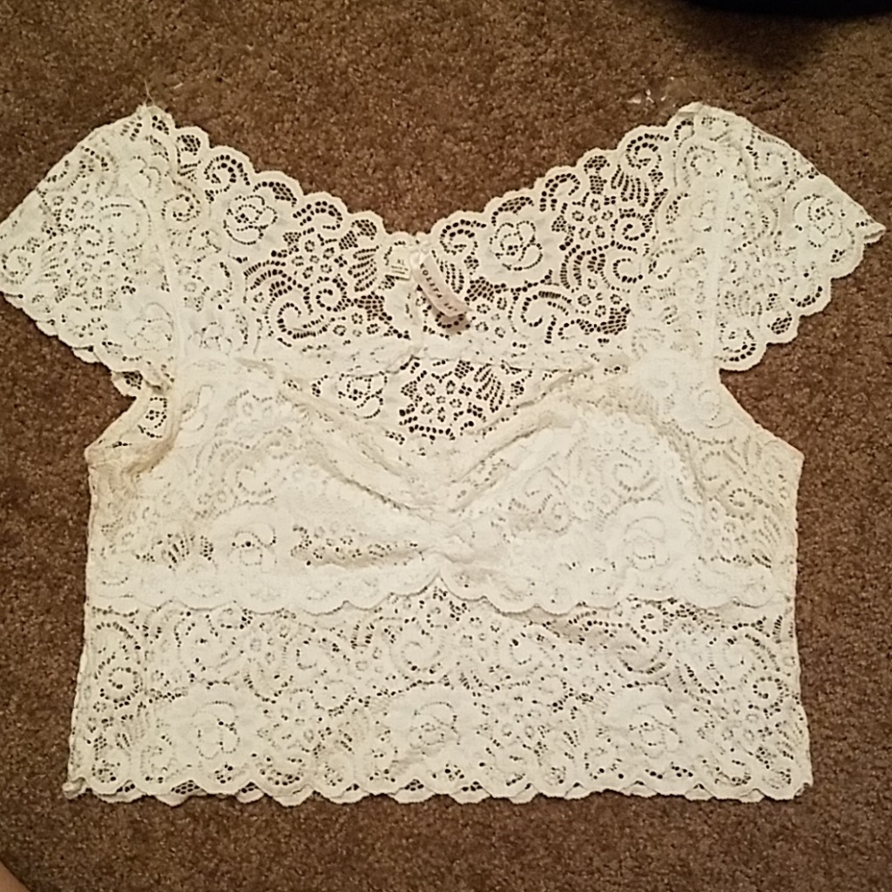 Lace crop top